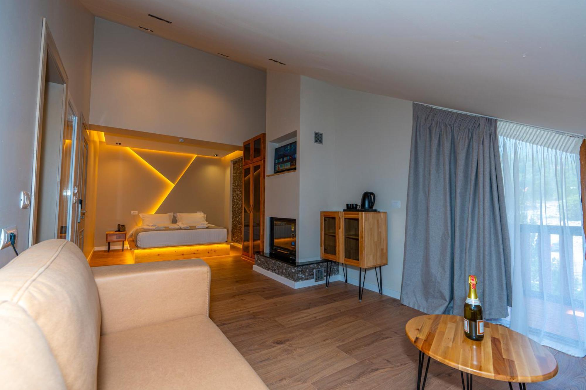 Hotel Jezerca Theth Bagian luar foto