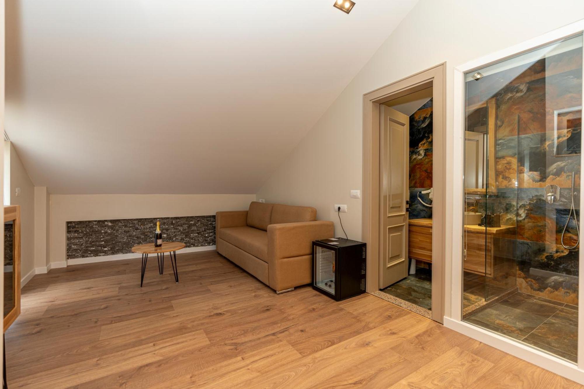 Hotel Jezerca Theth Bagian luar foto