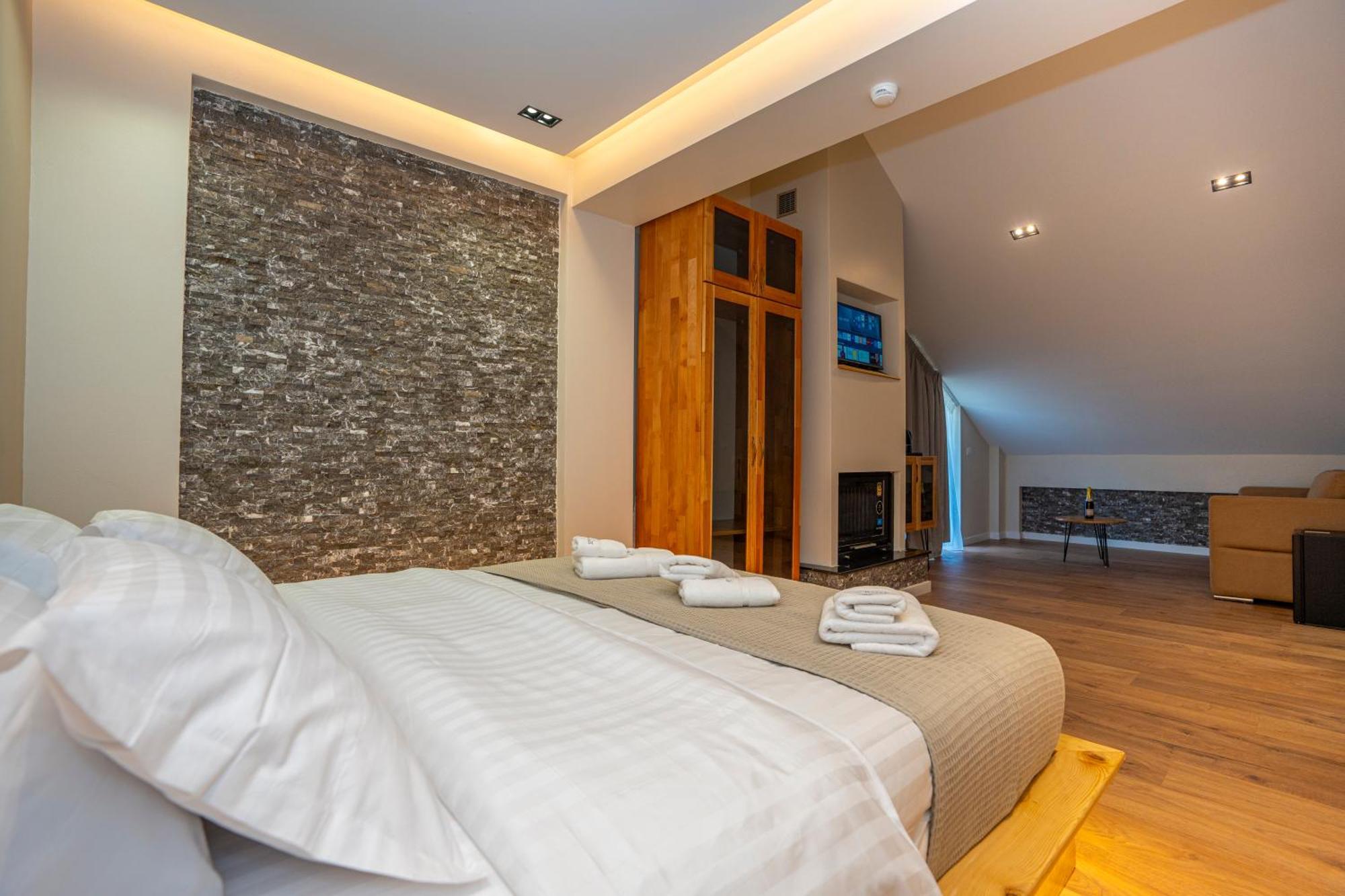 Hotel Jezerca Theth Bagian luar foto